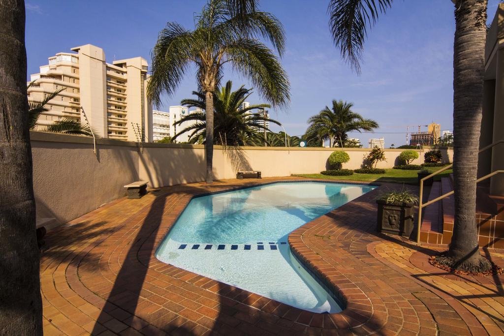 14 The Shades - By Stay In Umhlanga Durban Room photo